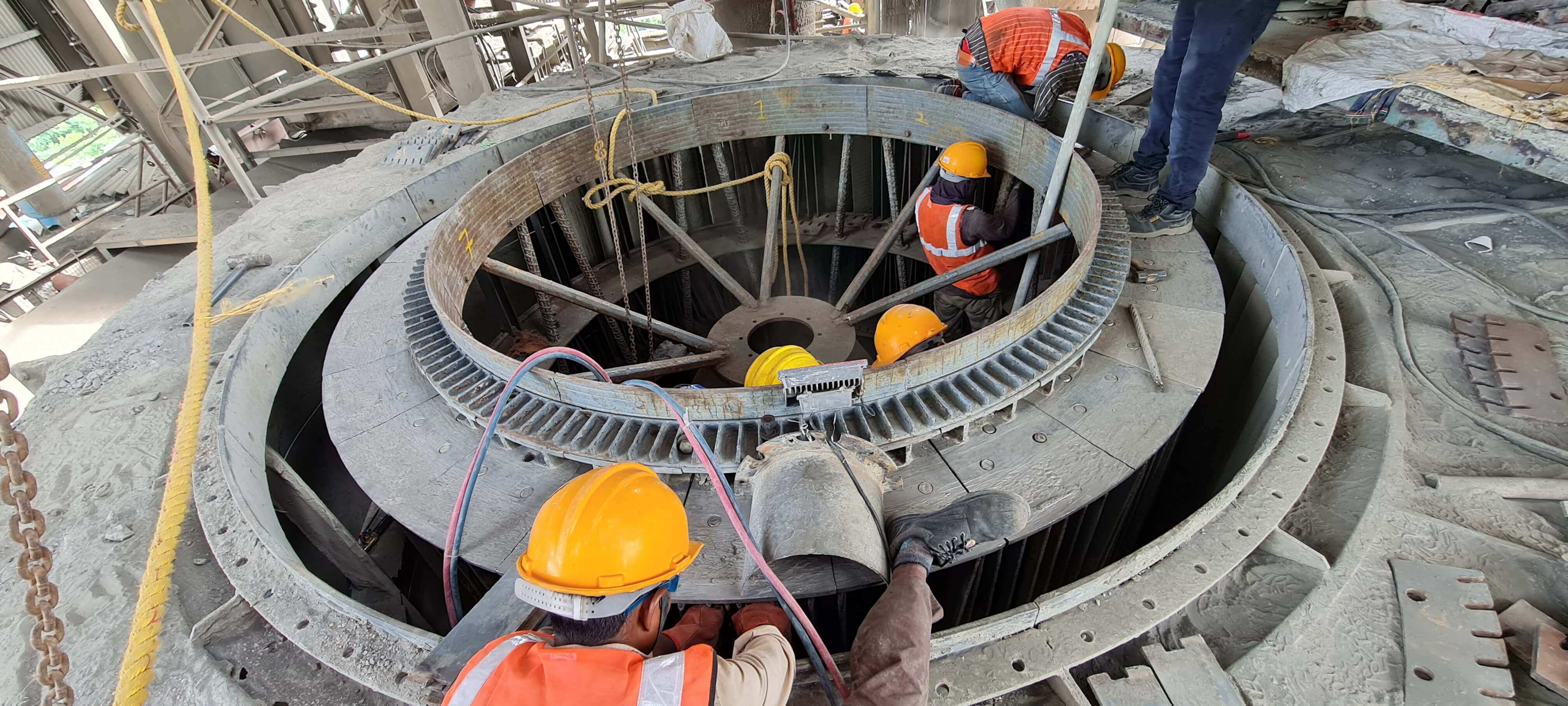 SKS Seperator Rotor Replacement at Orient Cement Limited Devapur